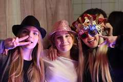 13: Weihnachtsfeier 25-18