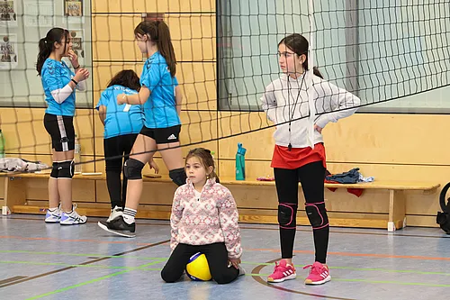 U13
