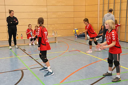 U12