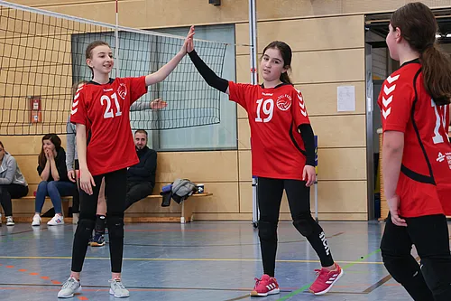 U13