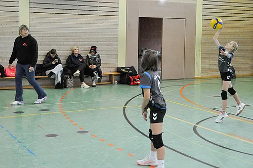 U13