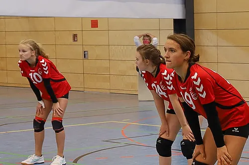 U16 U18