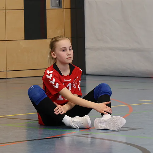 U13