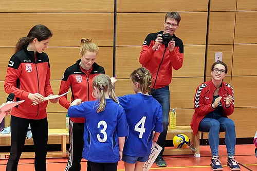 U11 U15