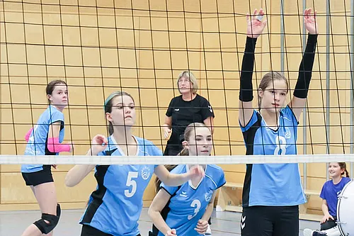VG1 U12 U16