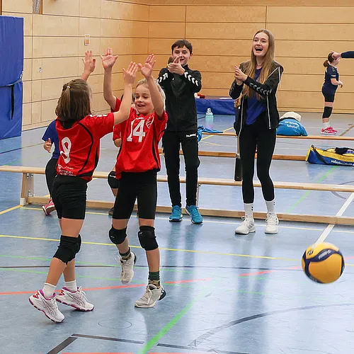 NB U12w