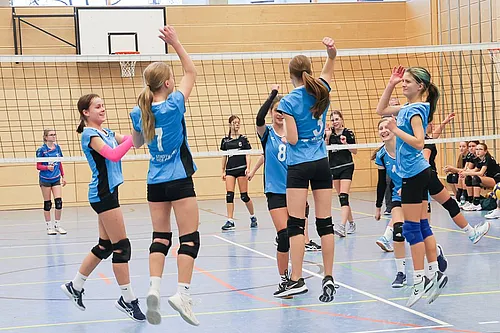 VG1 U12 U16