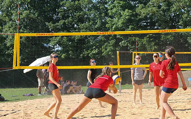 Einweihung des Beachplatzes