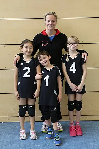 U12