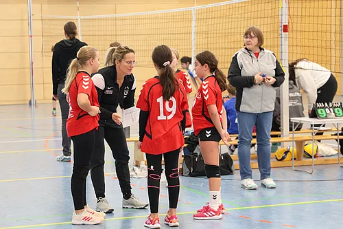 U13