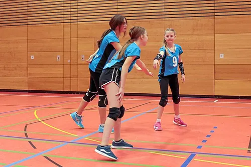 U11 U15
