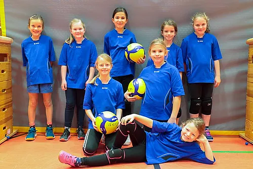 U11 U15