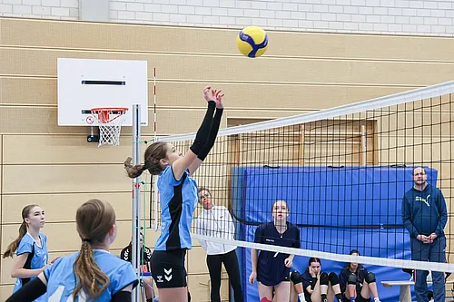 VG1 U12 U16