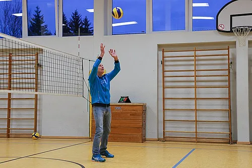 VG1 U12 U16