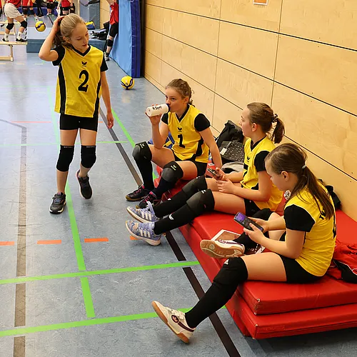 NB U12w