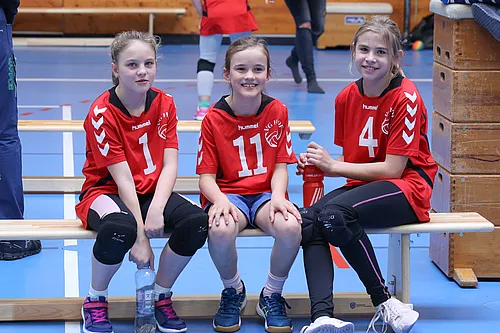 U12