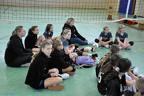 U13