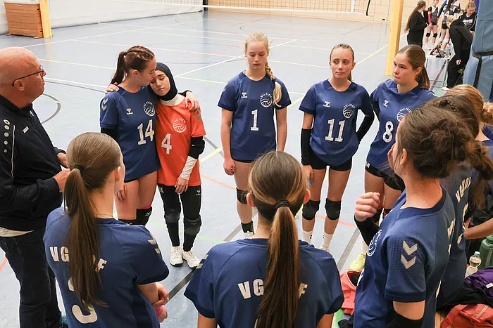 U18