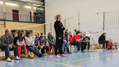U12