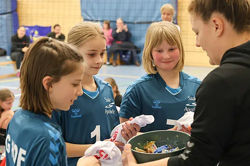 U12 OM