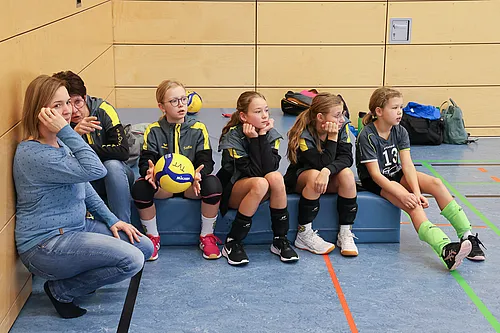 NB U12w