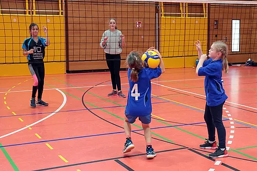 U11 U15