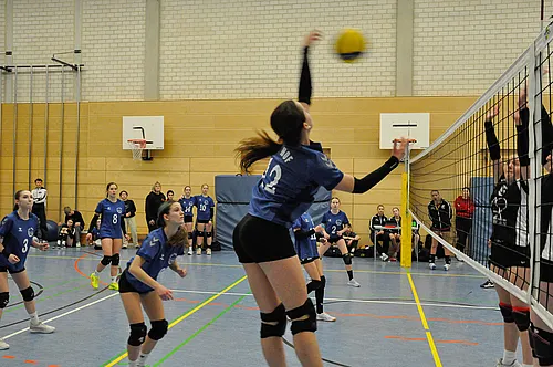 U16 OM