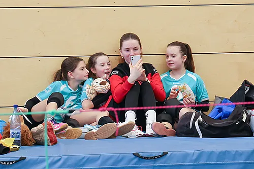 NB U12w
