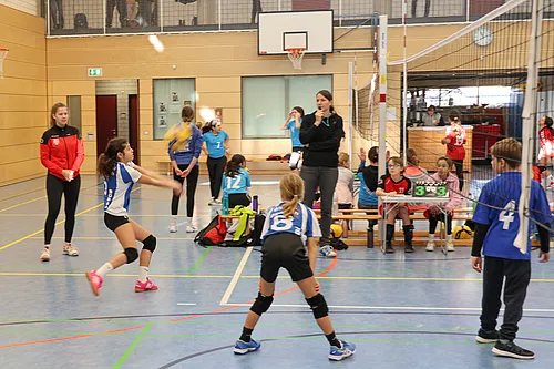 U13