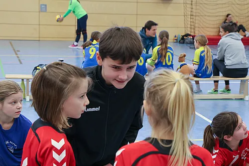 NB U12w