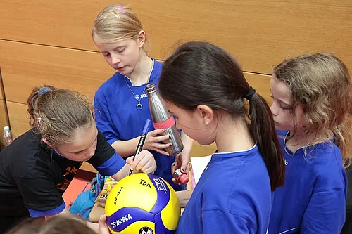 U11 U15