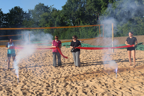 Einweihung der Beachvolleyballplätze